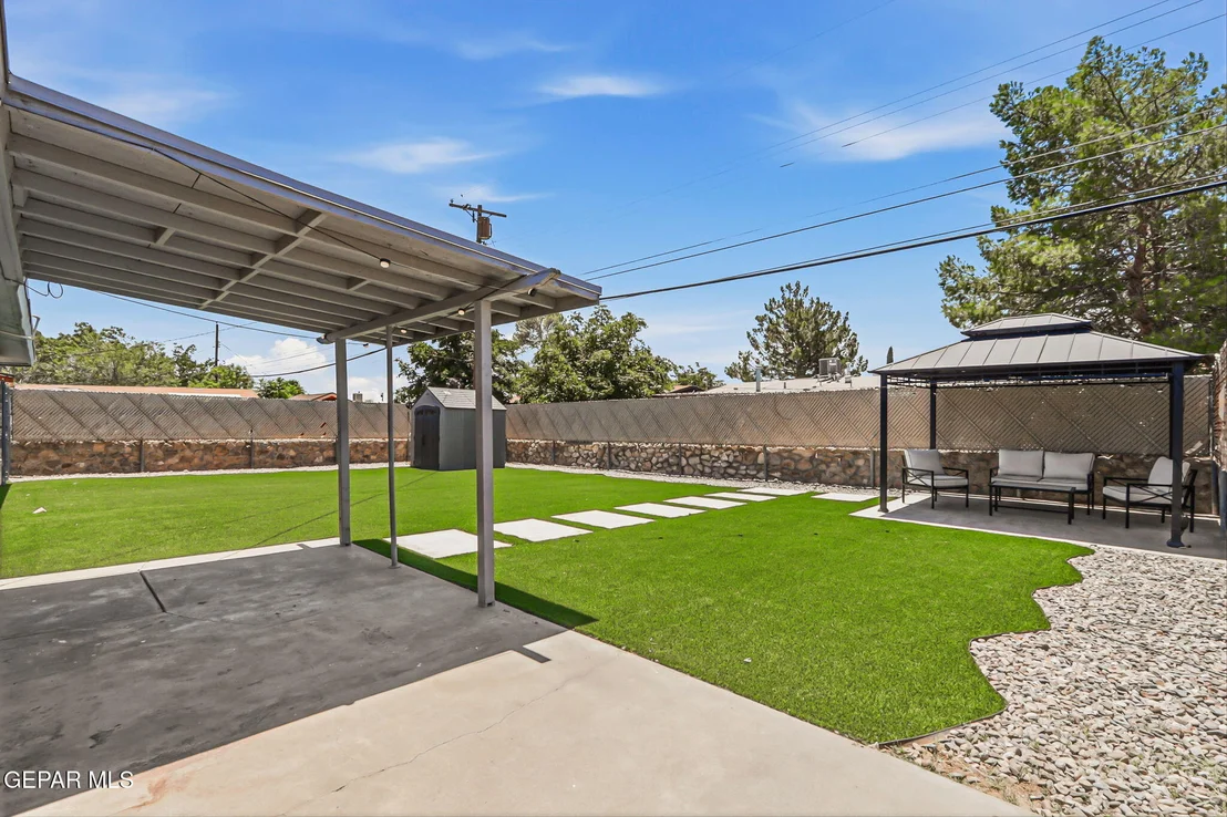 Photo of 5720 SUN VALLEY Drive
