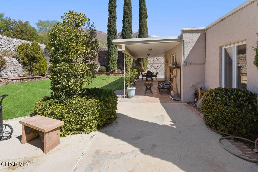 Photo of 6025 TORREY PINES Drive