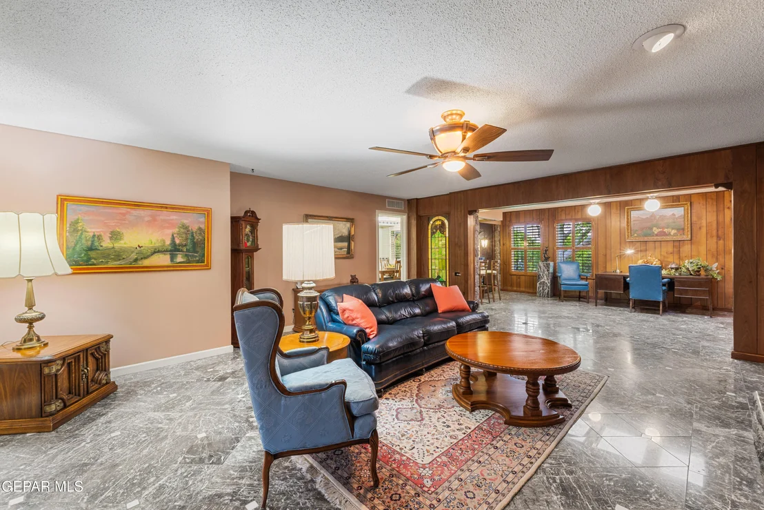 Photo of 6233 Meteor Way