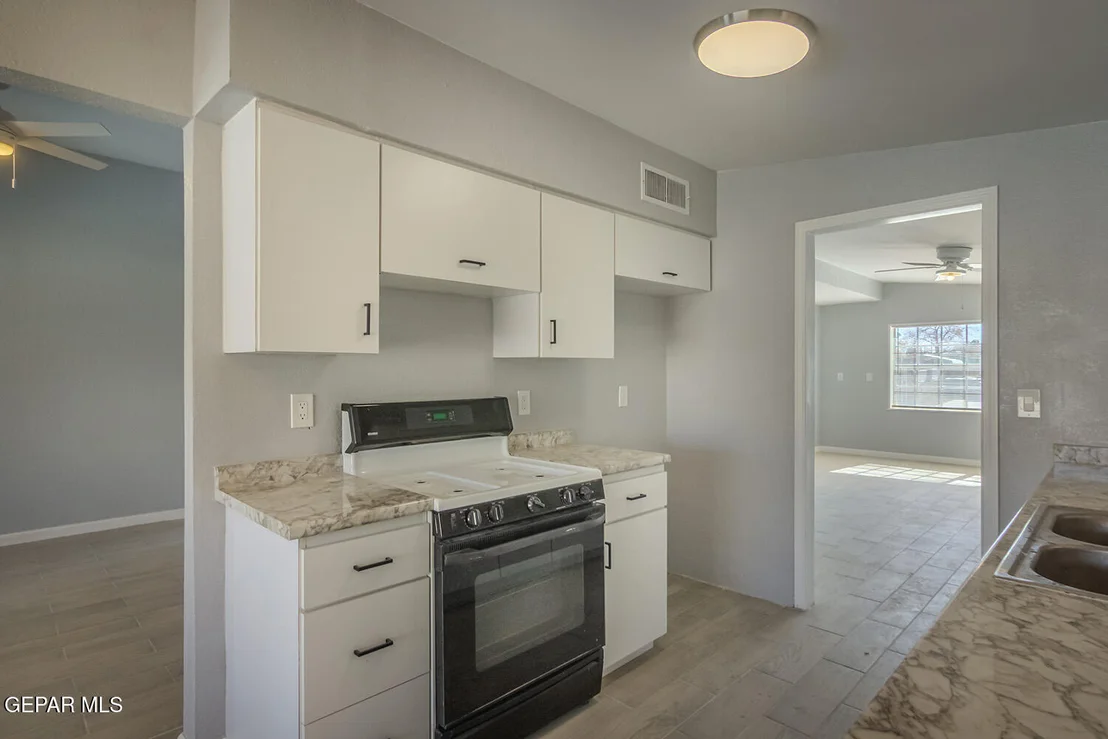 Photo of 8747 PLAINS Drive