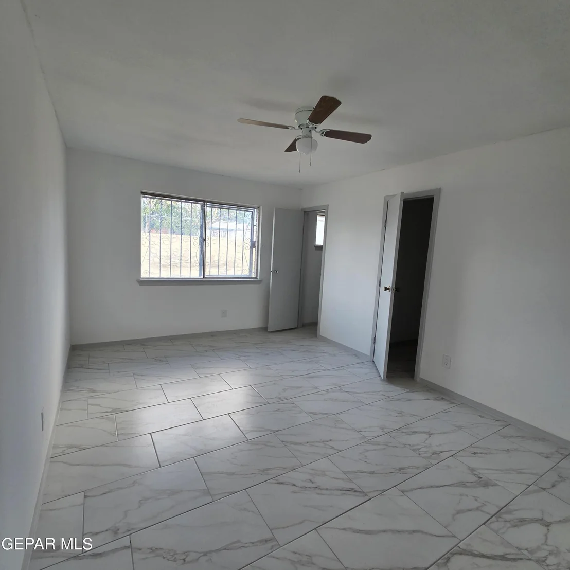 Photo of 3012 SEA BREEZE Drive