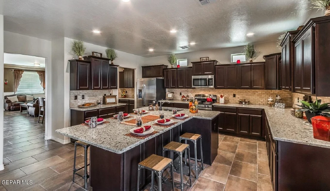 Photo of 10712 Aaron Street