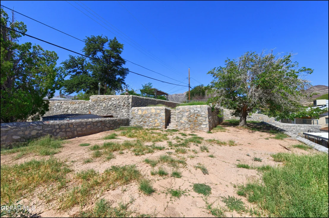 Photo of 3312 DIAMOND Drive