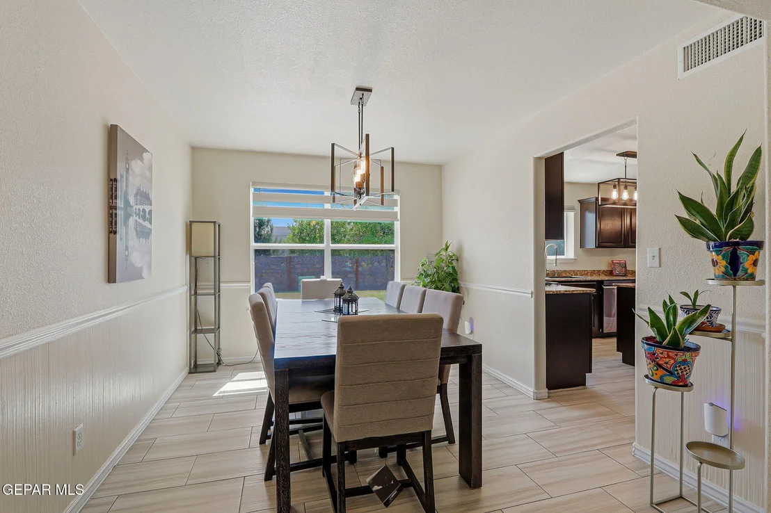 Photo of 600 Valley Plum Avenue