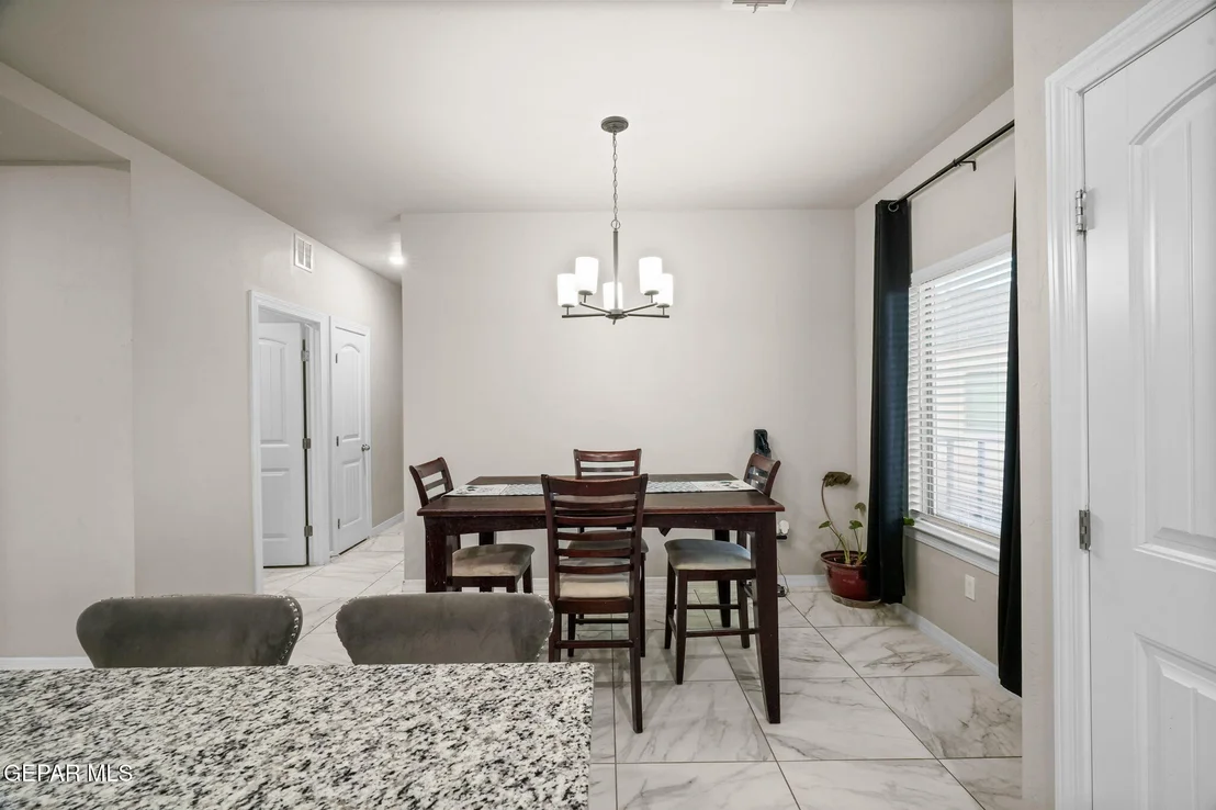 Photo of 356 PLATEAU Drive