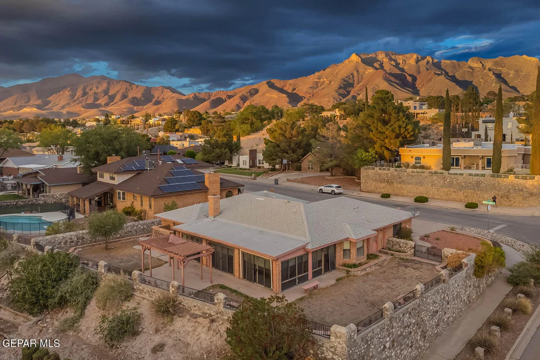 Photo of 801 BELLA CUMBRE Drive