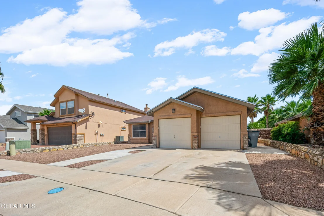 Photo of 6076 River Park Place