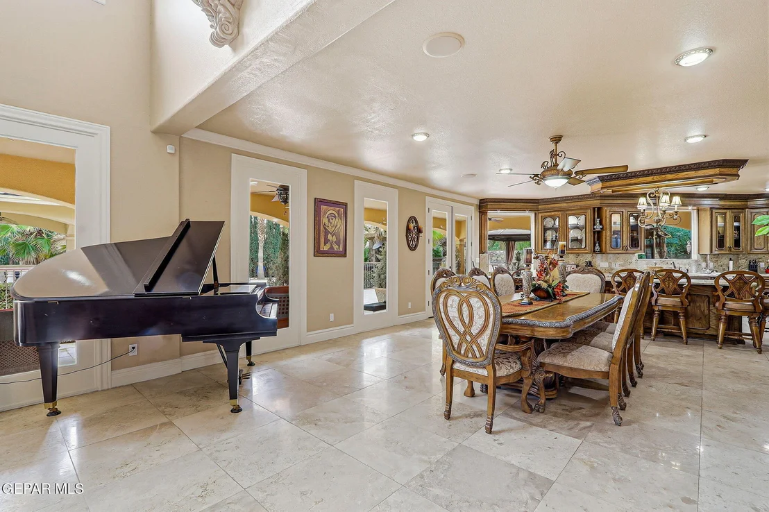 Photo of 609 MEADOW WILLOW Drive