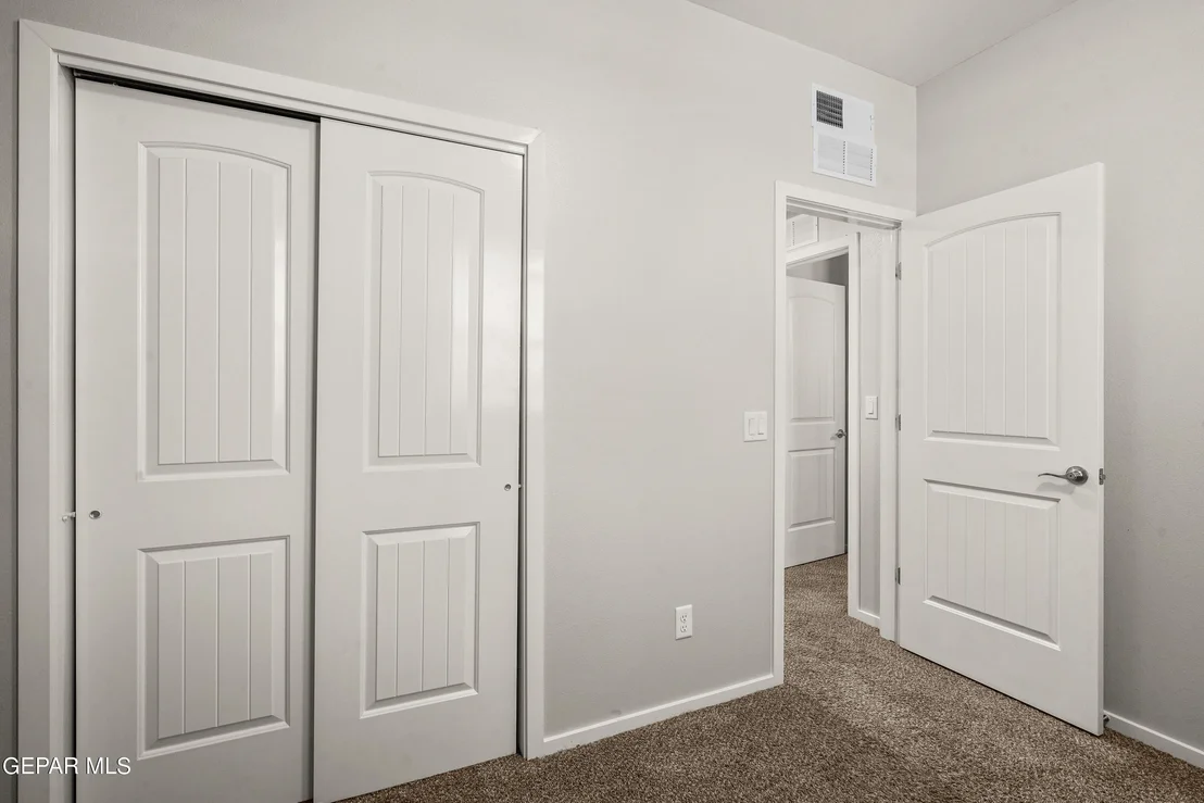 Photo of 13070 GRANTHAM Lane