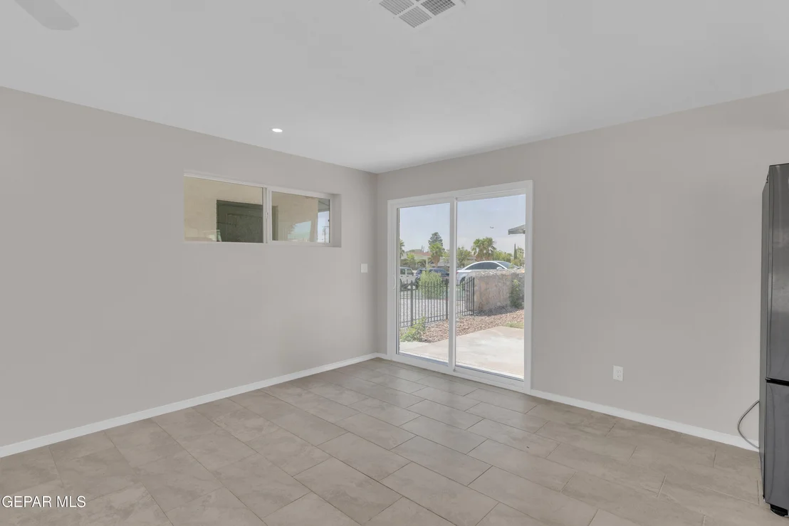 Photo of 6001 FANDANGO Place