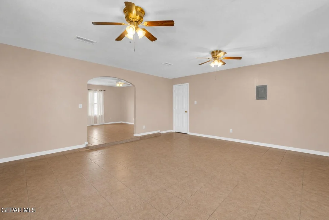 Photo of 11176 SHORELINE Drive