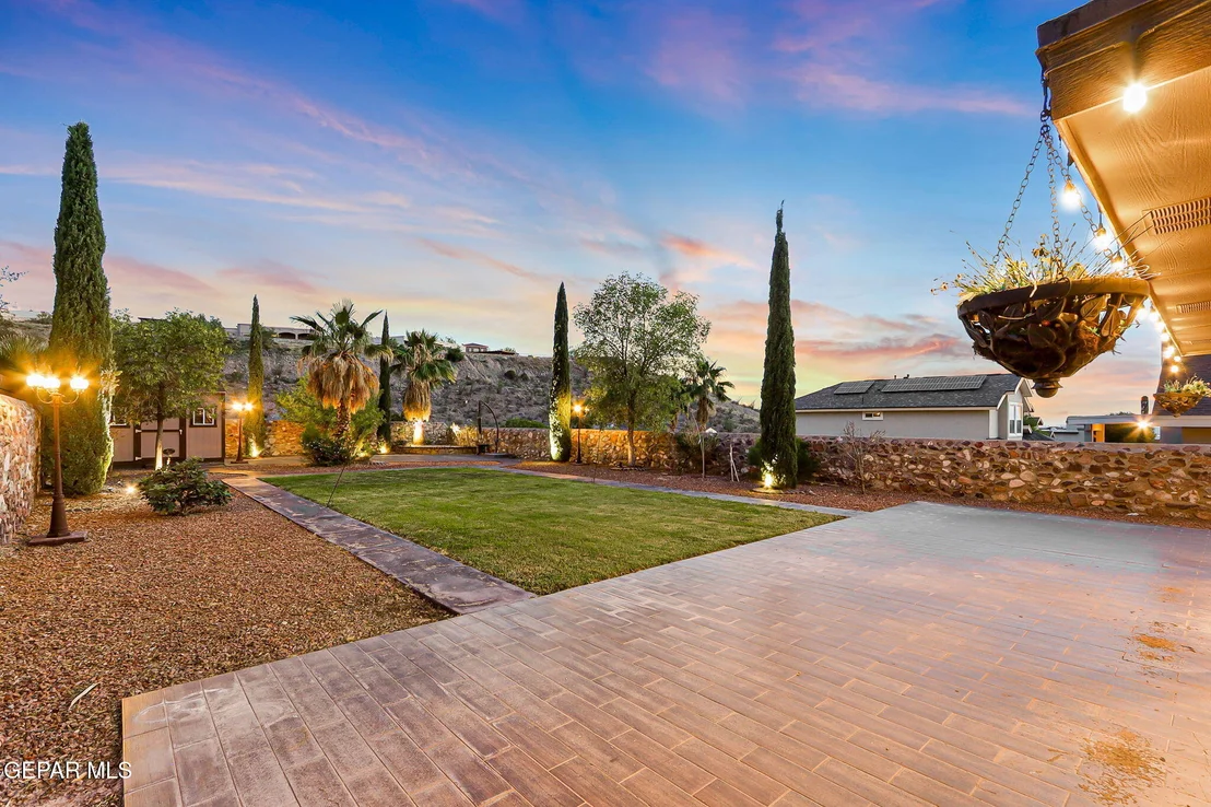 Photo of 6628 Parque del Sol Drive