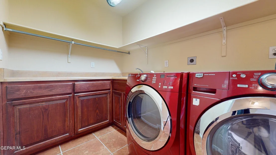 Photo of 2607 Elm Street