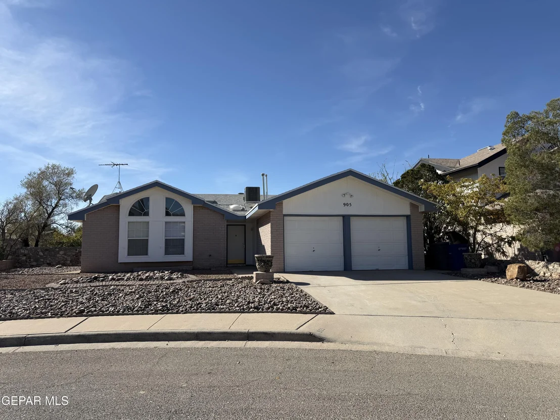 Photo of 905 Mark Wallace Lane