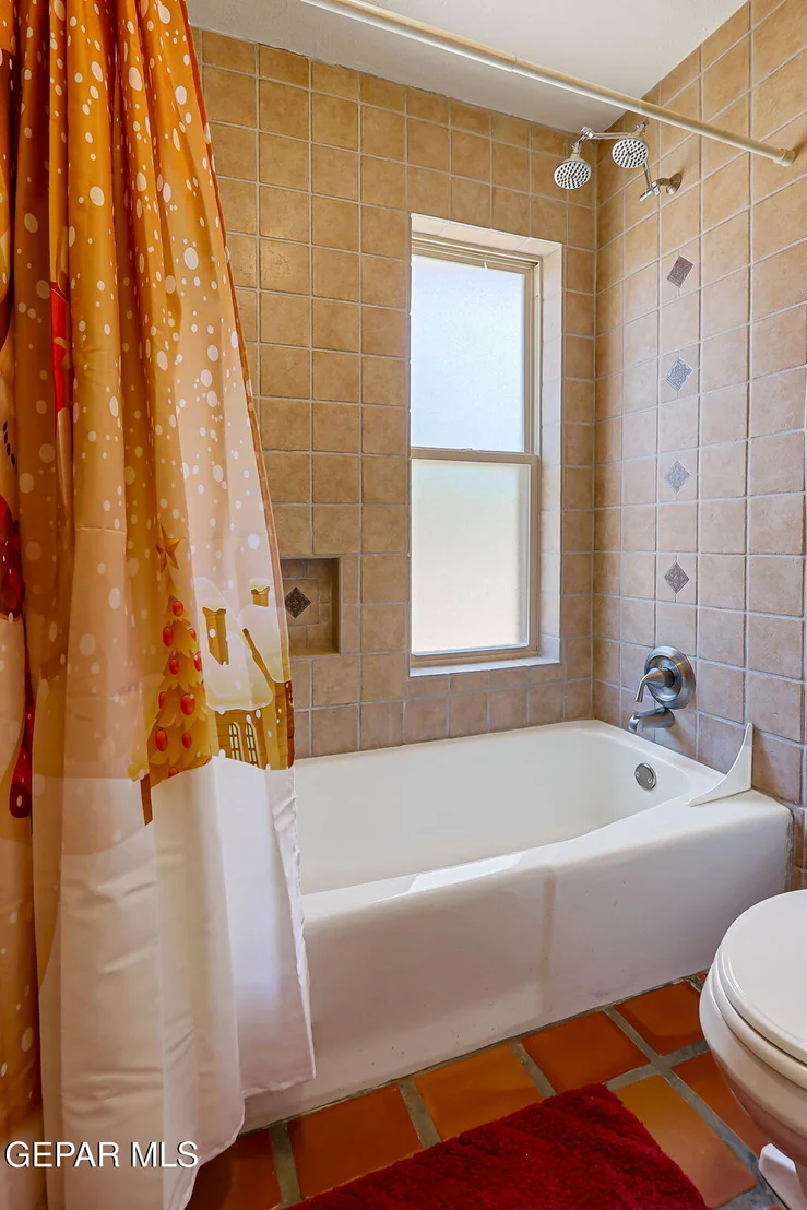 Photo of 713 LIVE OAK Drive