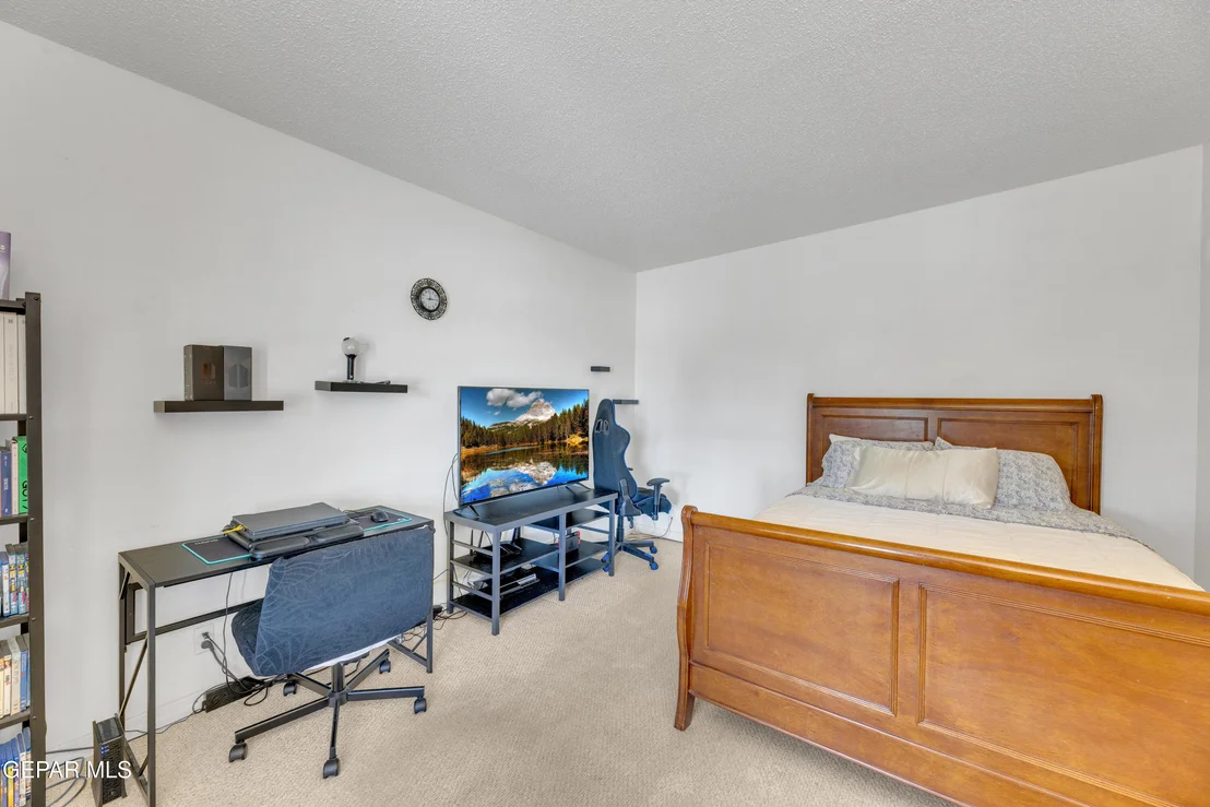 Photo of 10305 ASHWOOD Drive