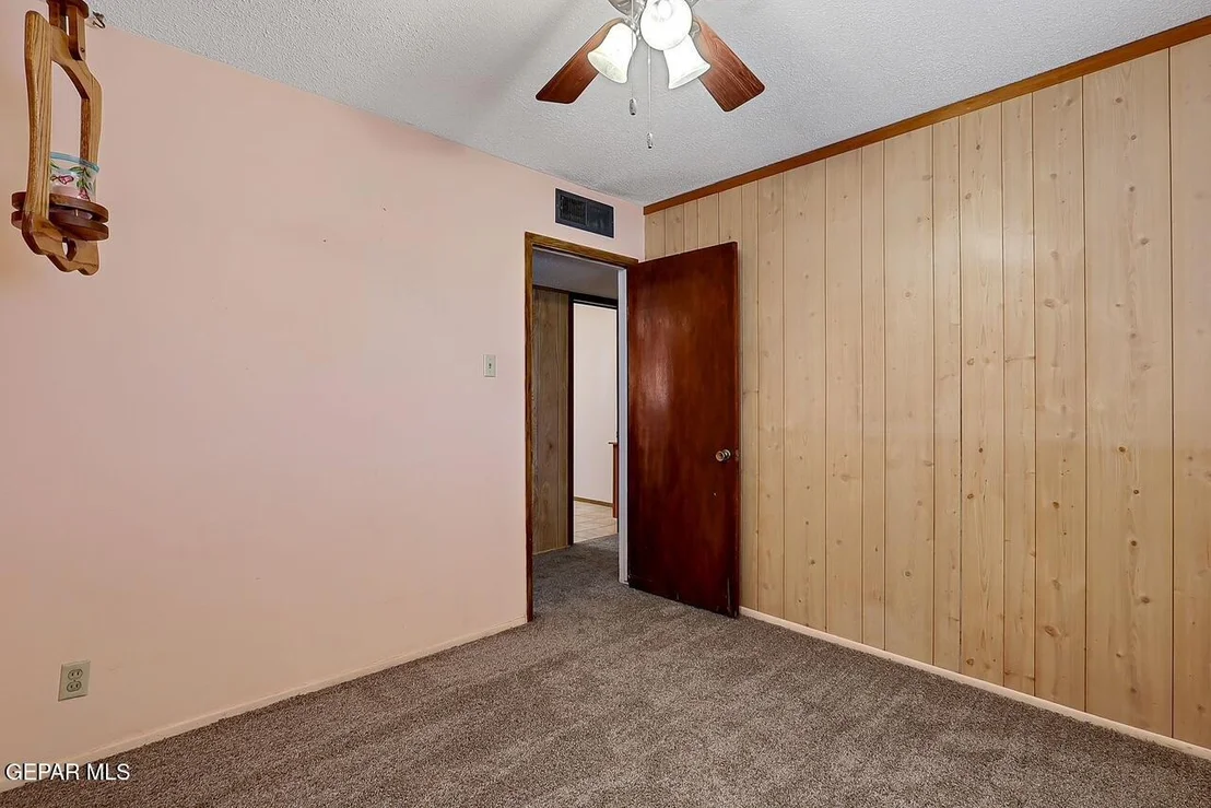 Photo of 5013 Debeers Drive