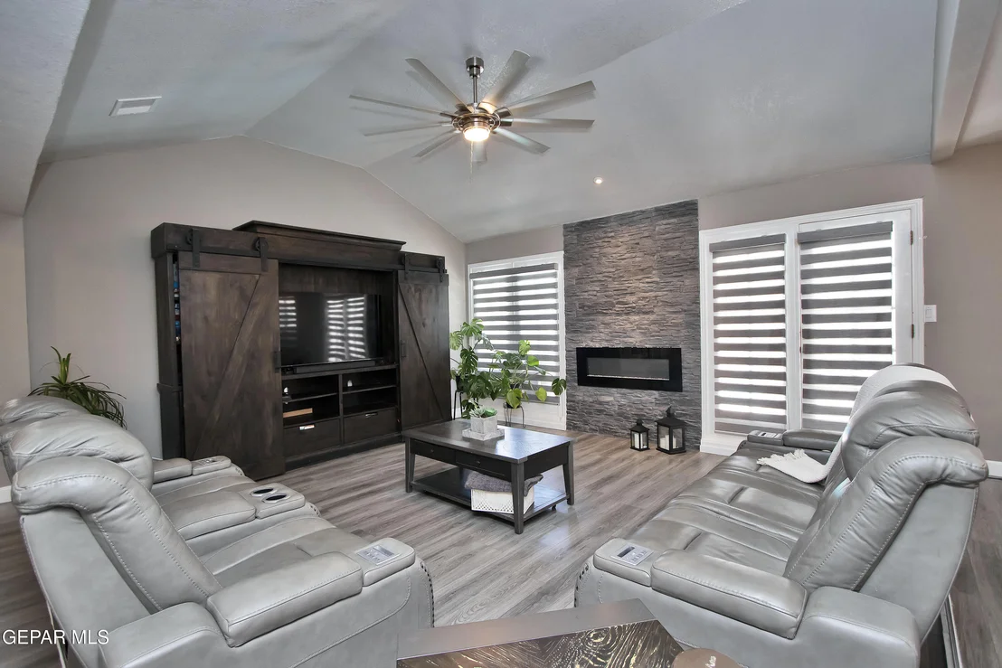 Photo of 6777 Villa Hermosa Drive