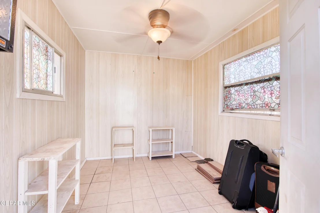 Photo of 1121 Belen Road