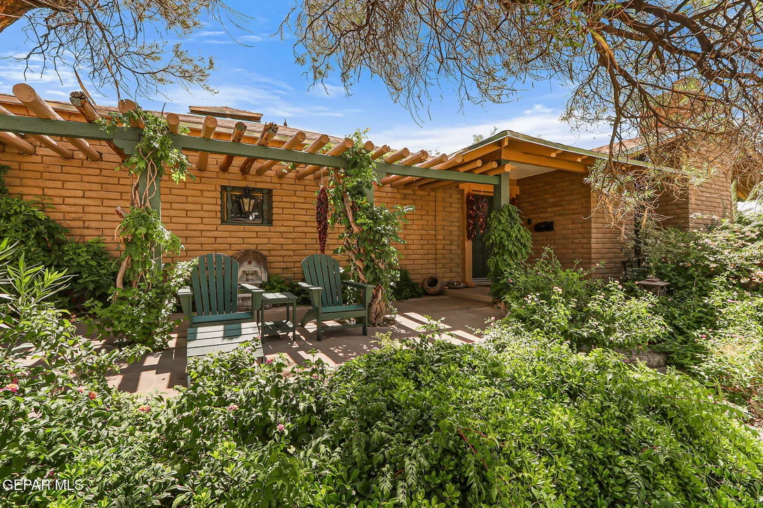 Photo of 4332 DONNYBROOK Place