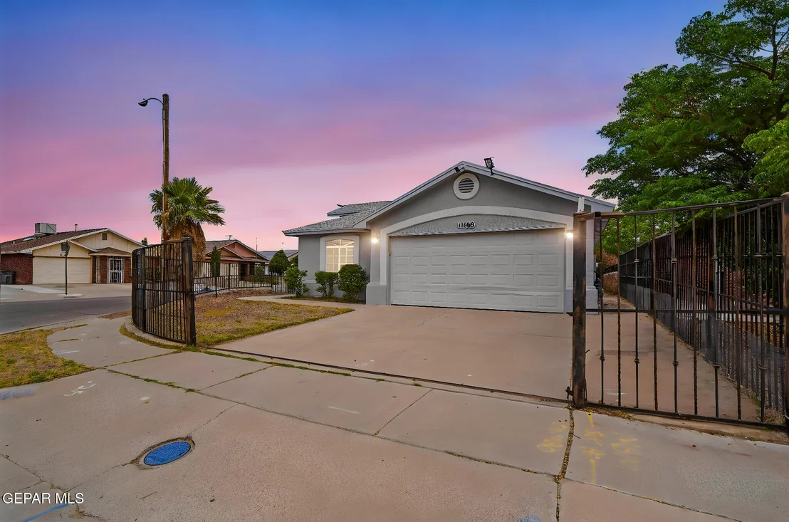Photo of 11609 BELL TOWER Drive