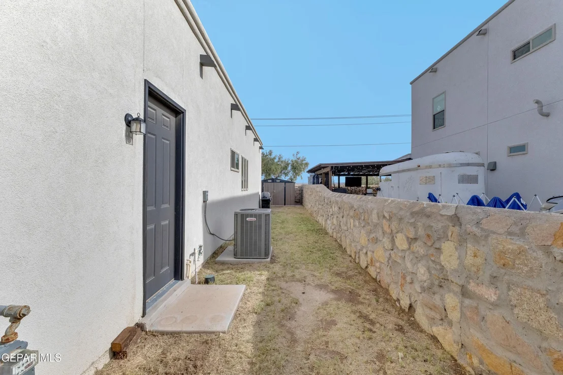 Photo of 1076 Speranza Court