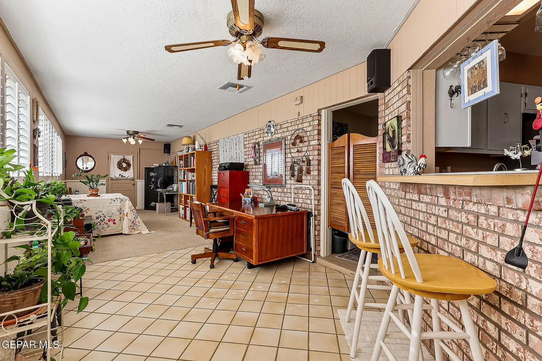 Photo of 136 LAURA GALE Drive