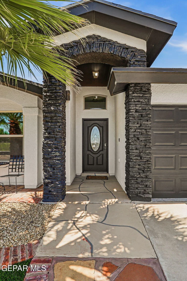Photo of 7133 RED MAN Drive