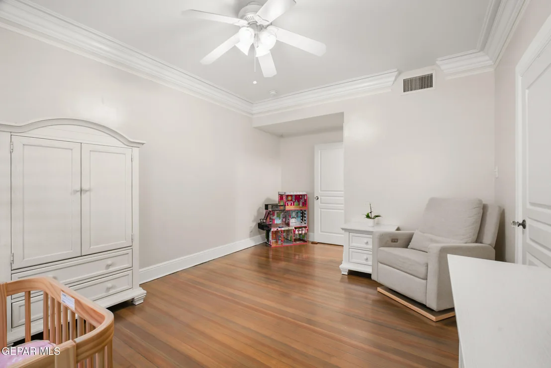 Photo of 1013 PARK Road