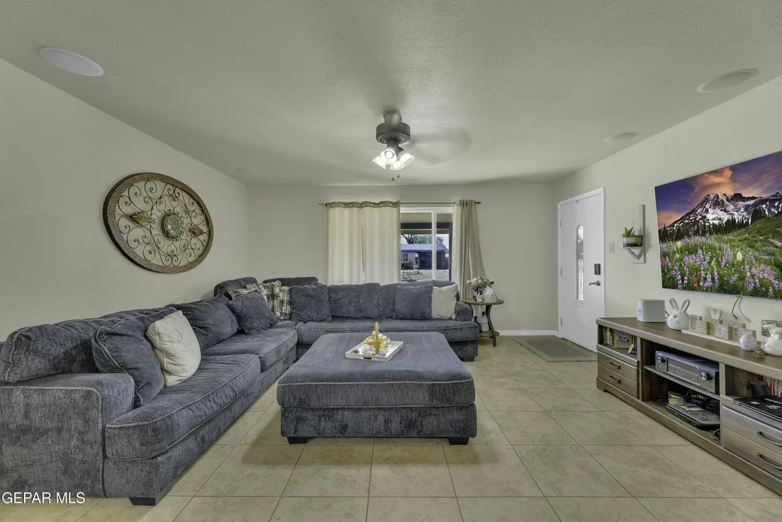 Photo of 9601 Selkirk Drive