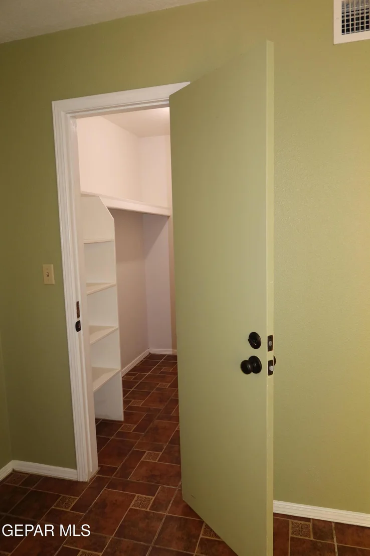 Photo of 836 DE LEON Drive