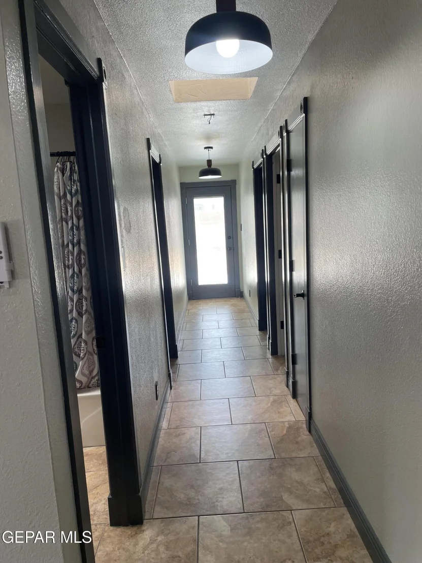Photo of 472 Valle Suave Drive
