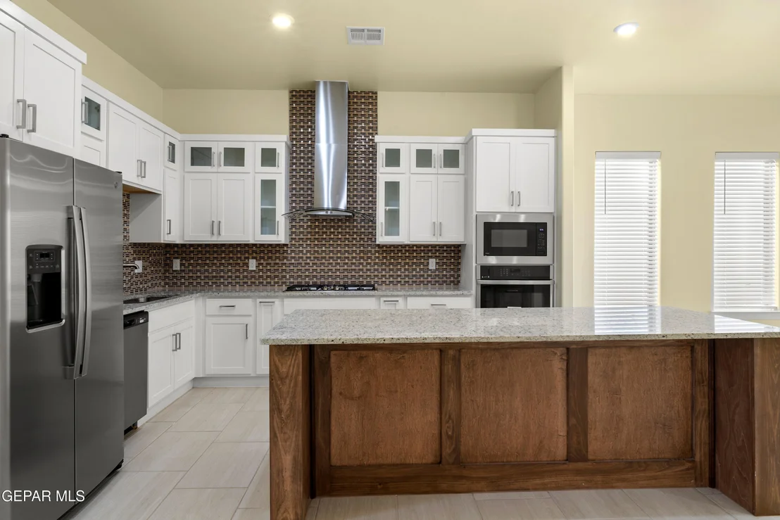 Photo of 6170 SORREL DRIVE Drive