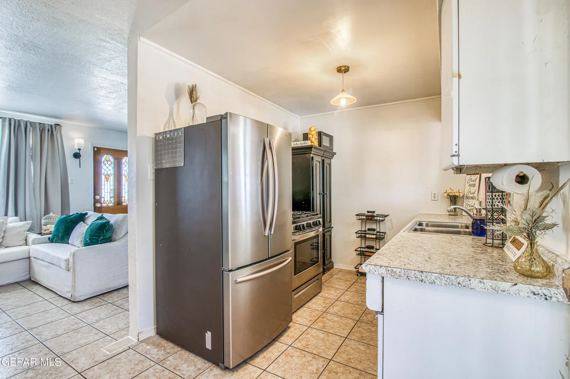 Photo of 1121 Belen Road