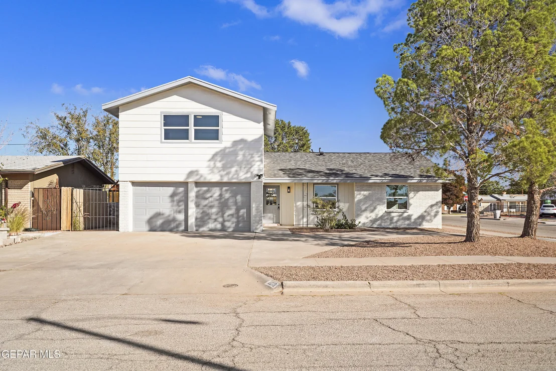 Photo of 10273 RENFREW Drive