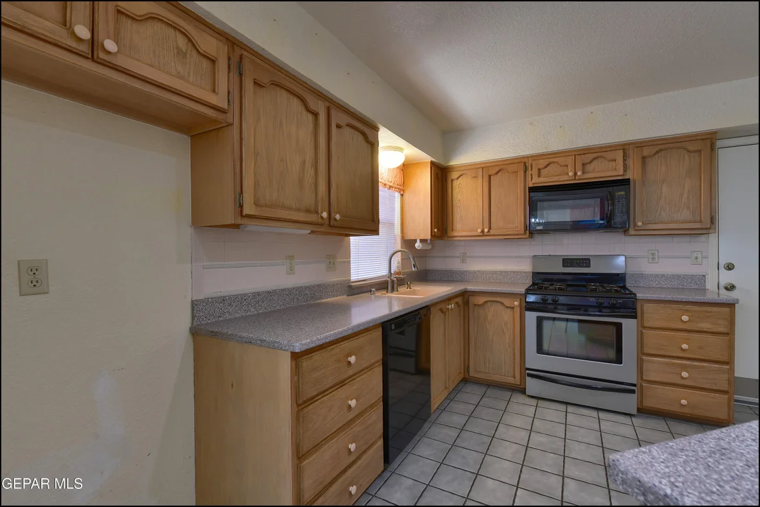 Photo of 7516 BIG BEND Drive