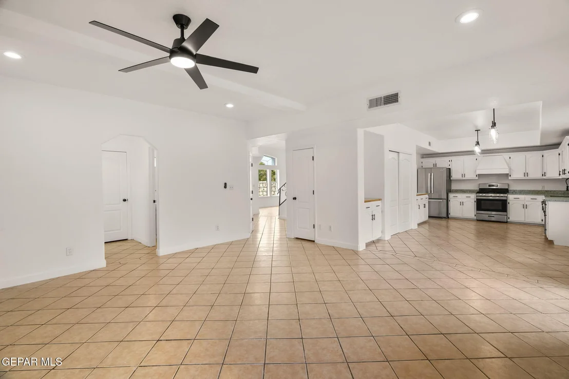 Photo of 12385 Orchard Park