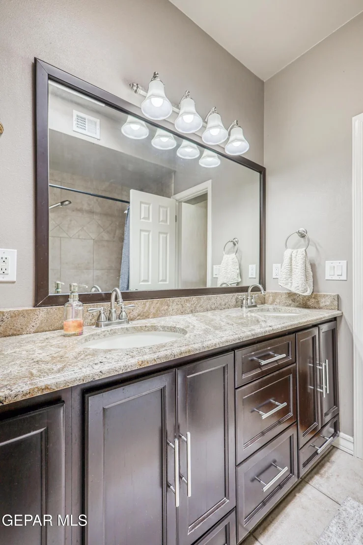 Photo of 7225 Rochester Drive