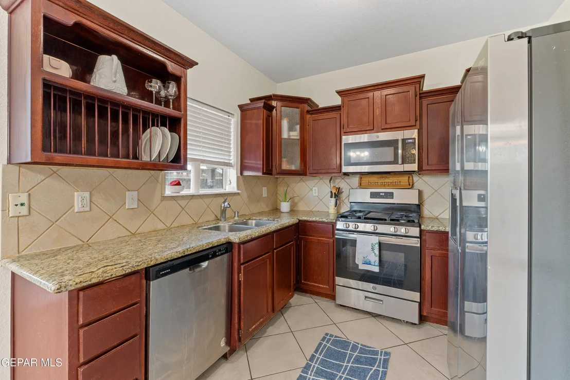 Photo of 11221 Northview Drive