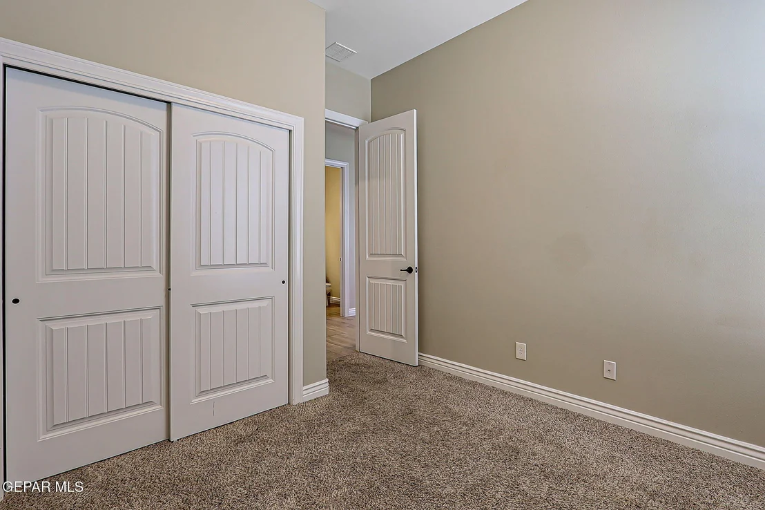 Photo of 1029 Shields Street