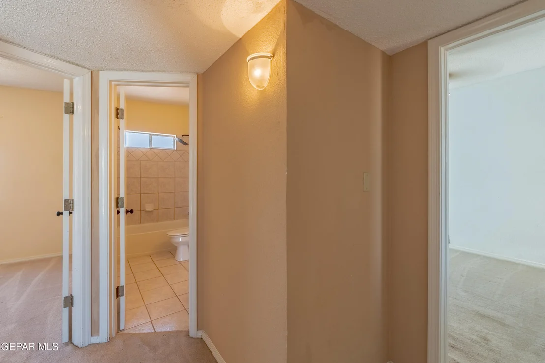 Photo of 6233 Kings Bridge Drive