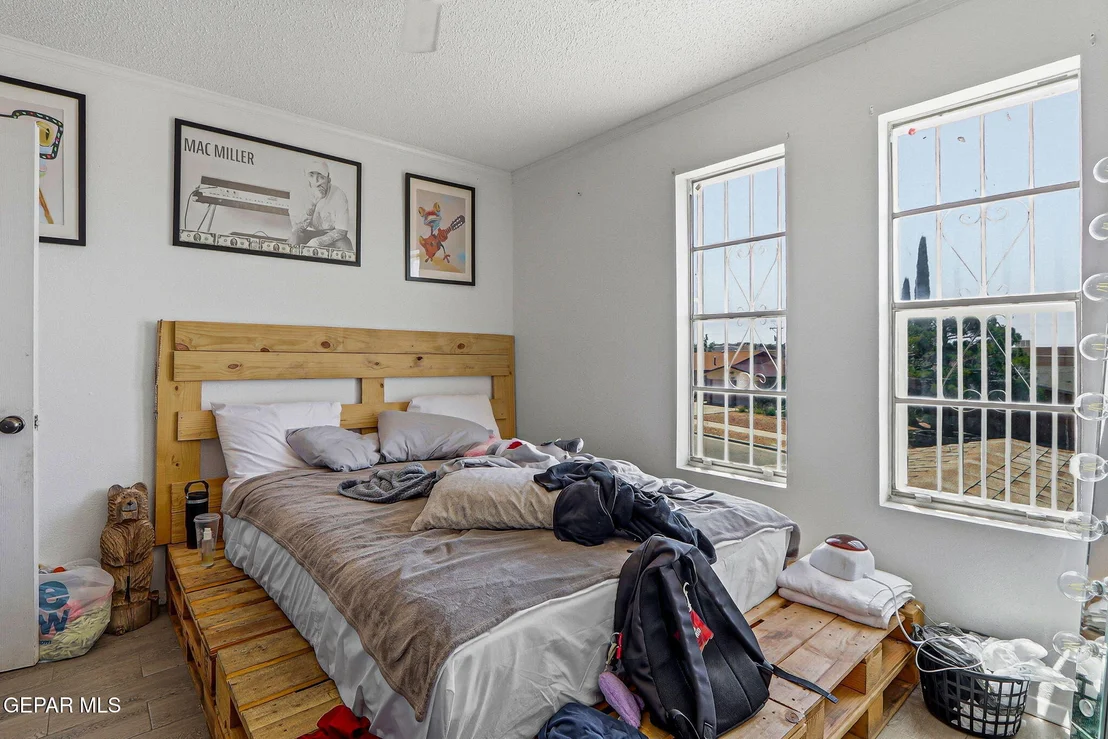 Photo of Unit 2 at 1530 Common Drive