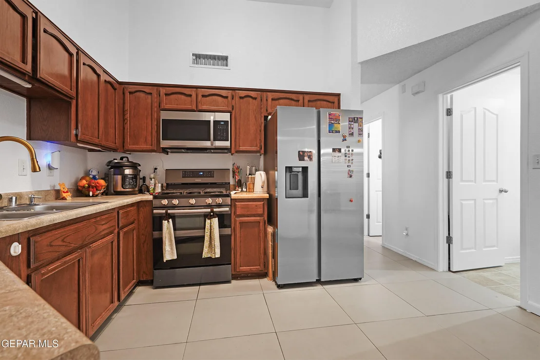Photo of 492 COLDRIDGE VALLEY Place Place