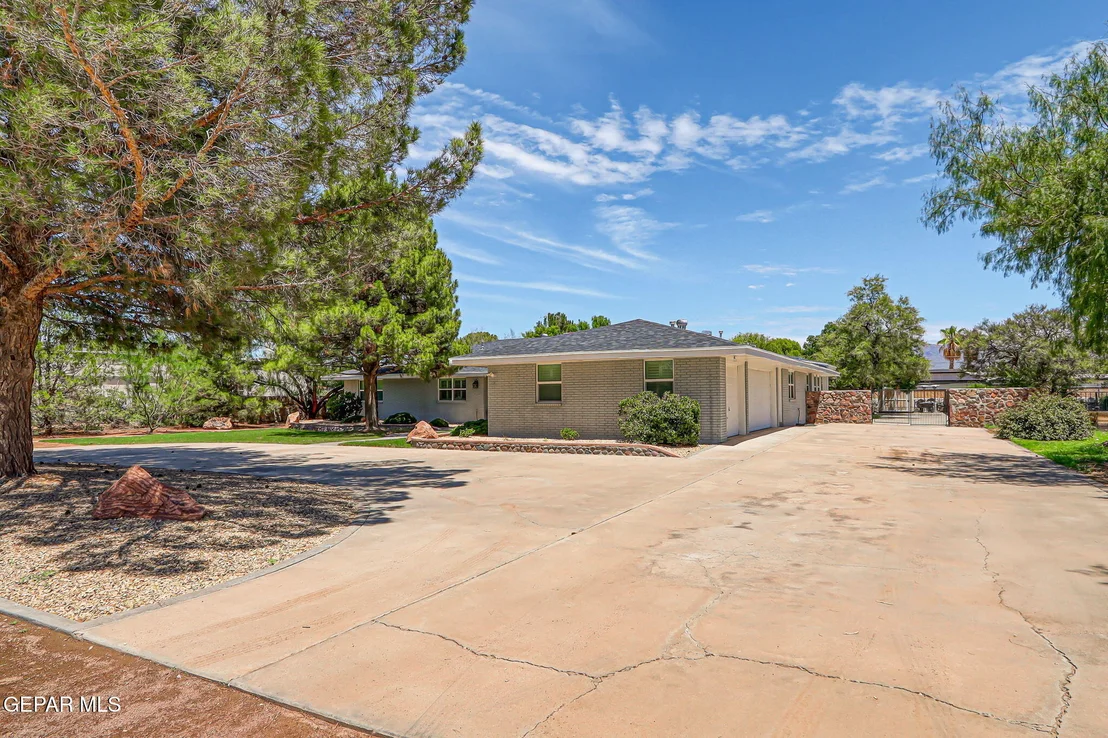 Photo of 5664 Maurice Bell Drive