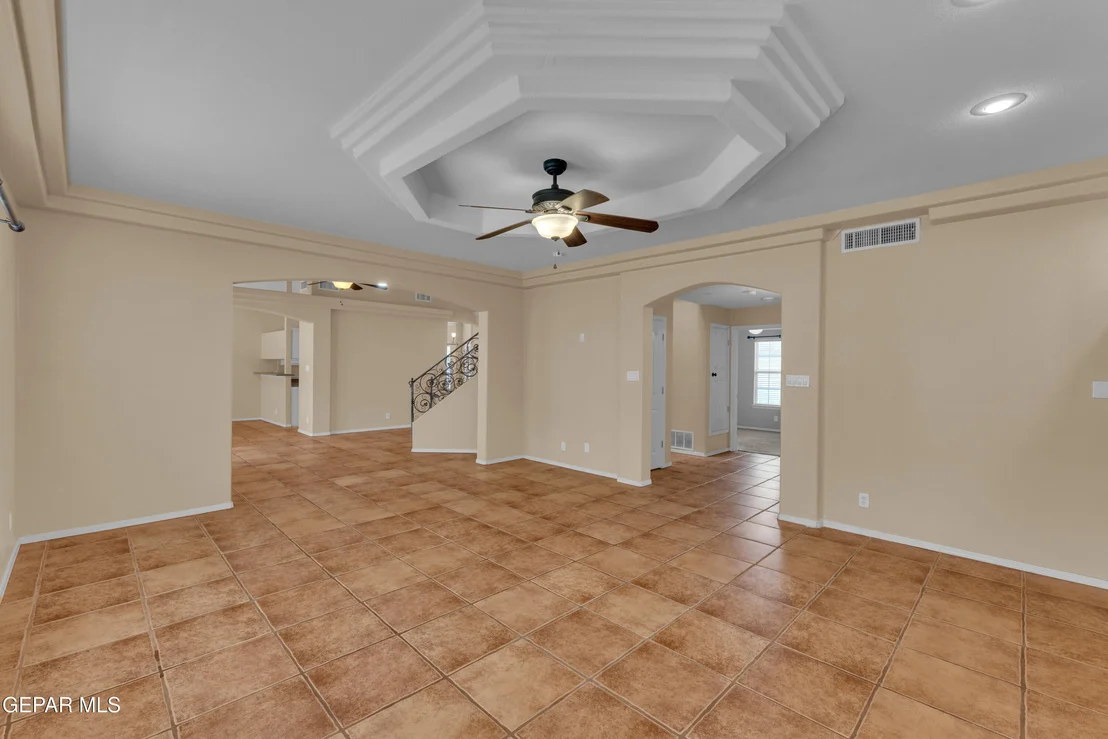 Photo of 6358 FRANKLIN VIEW Drive