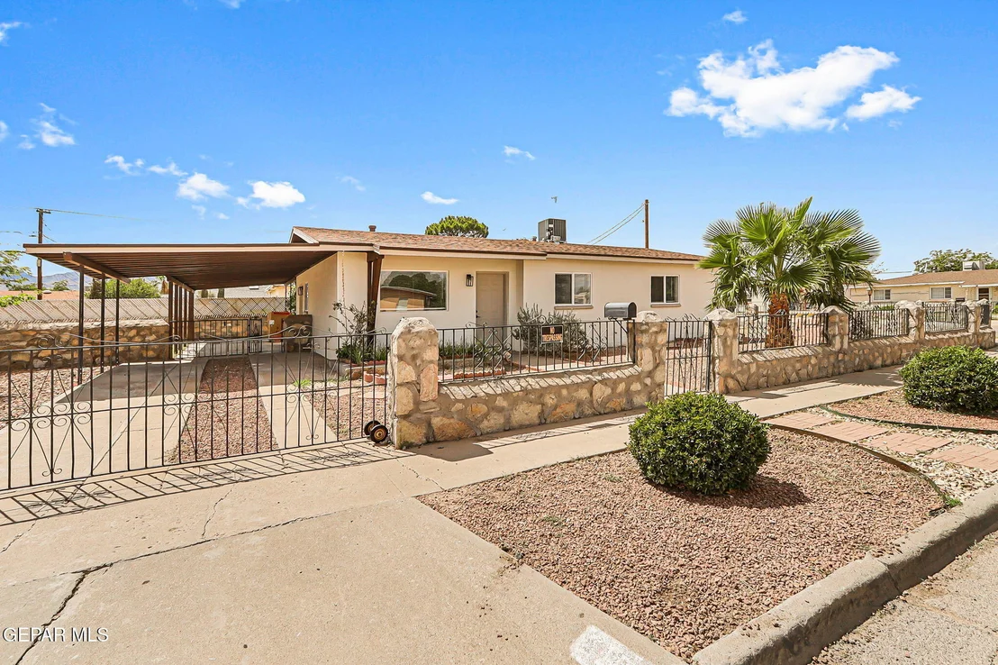 Photo of 5104 Mount Abbott Drive