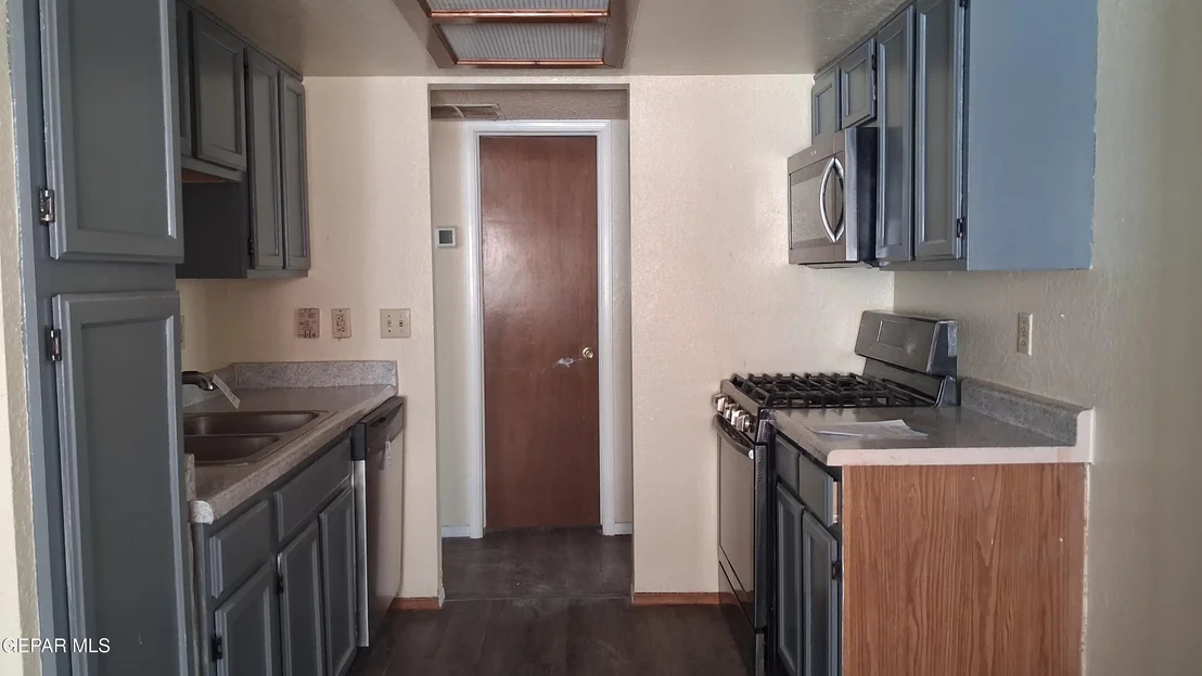 Photo of 11663 CLEAR LAKE Circle