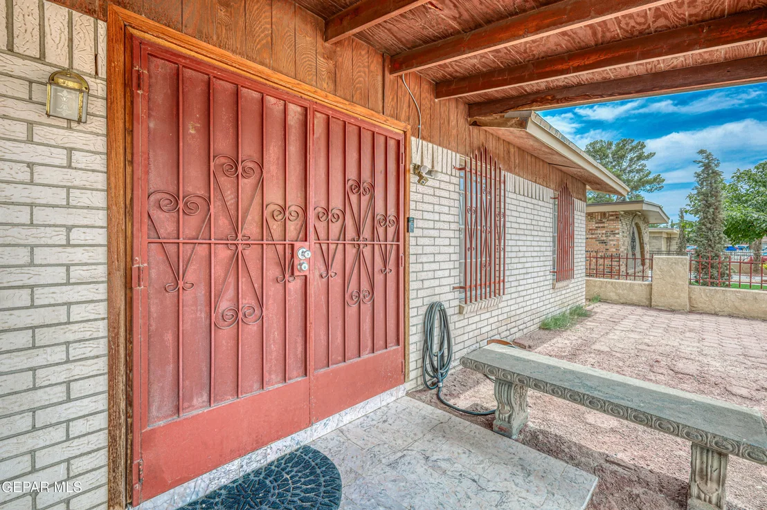 Photo of 9201 TENANGO Drive