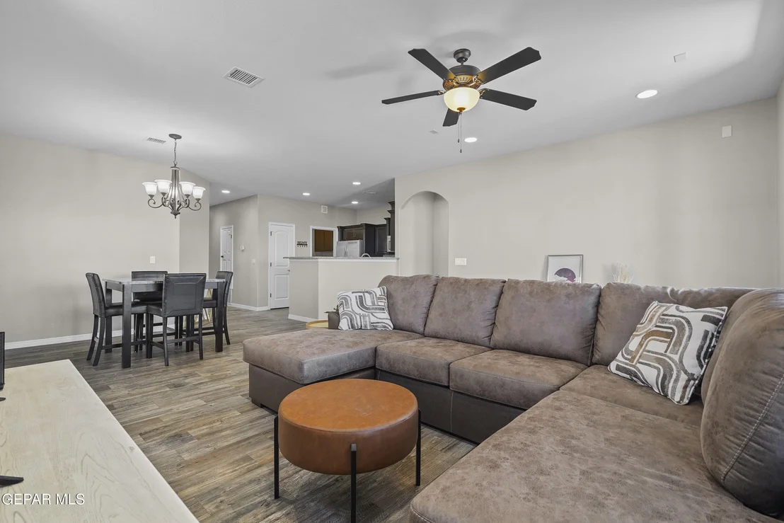 Photo of 7257 LONG MEADOW Drive