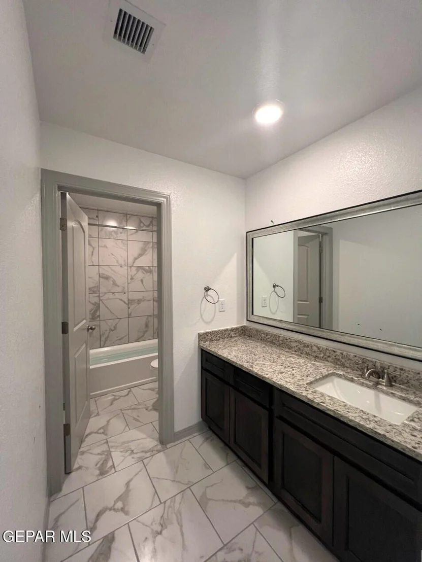 Photo of 3840 Bubble Place